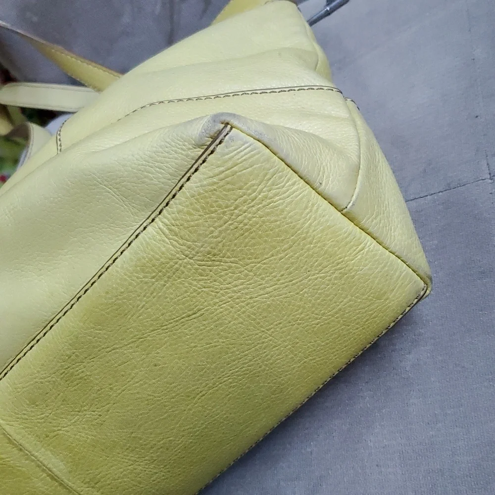 Fossil Y2K yellow vintage tote bag